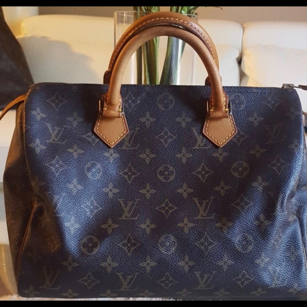 Louis Vuitton Speedy 30